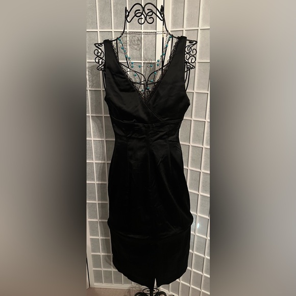 BEBE Slim Sexy V Neck Satin Midi Dress NWT - Picture 6 of 12